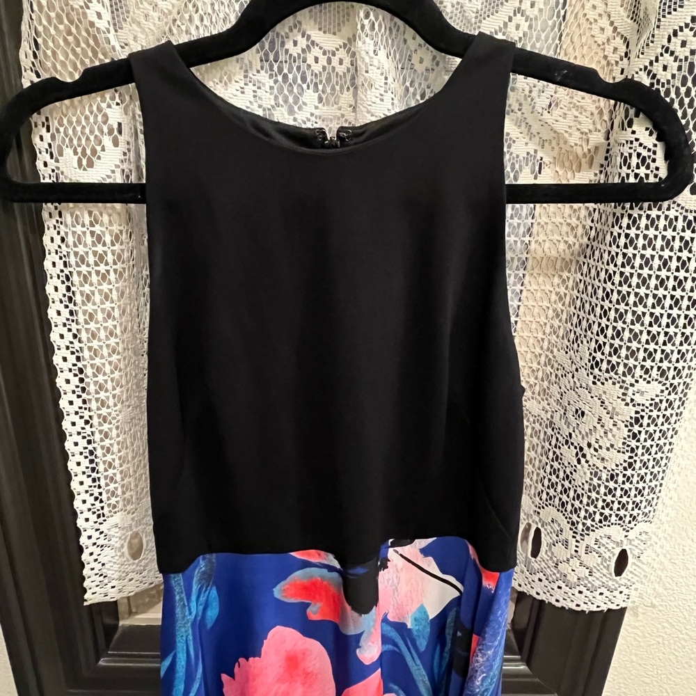 Vince Camuto High/Low Sleeveless Dress Black and Floral Contrast Size 2 - Picture 5 of 8